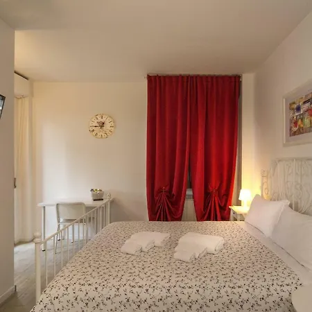 Bb Stefy 3* פיזה